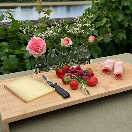 Bed & Breakfast O Bord De Loire