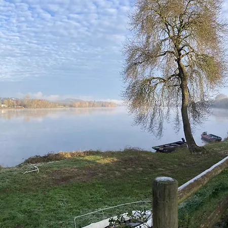 O Bord De Loire * Denée