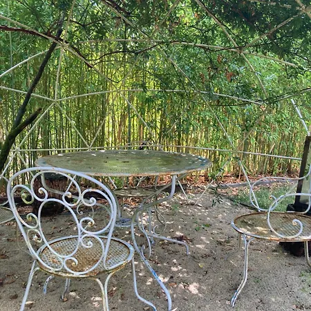 O Bord De Loire Bed & Breakfast