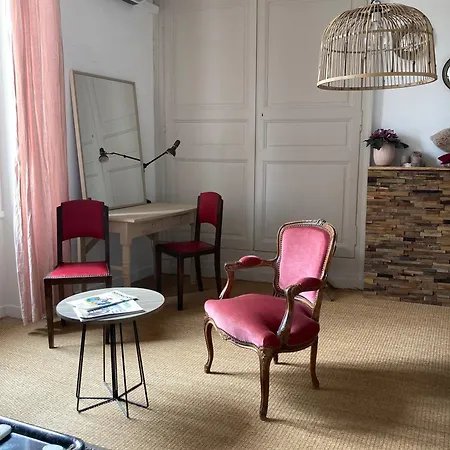 O Bord De Loire Denée