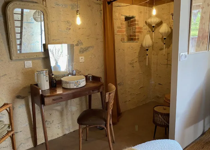 O Bord De Loire * Denée