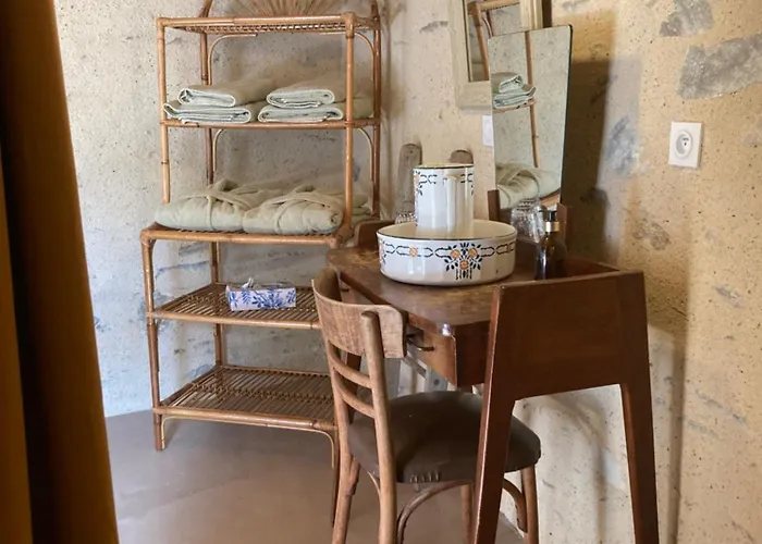 Couette-café ô Bord De Loire