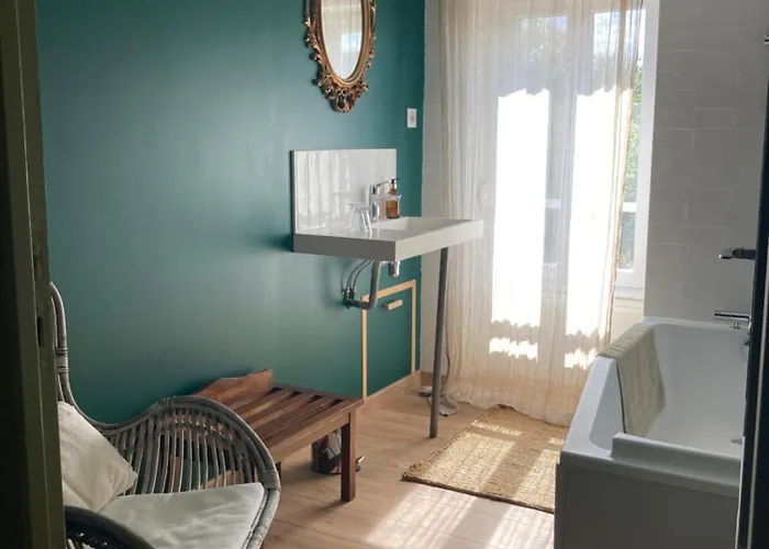 O Bord De Loire * Denée