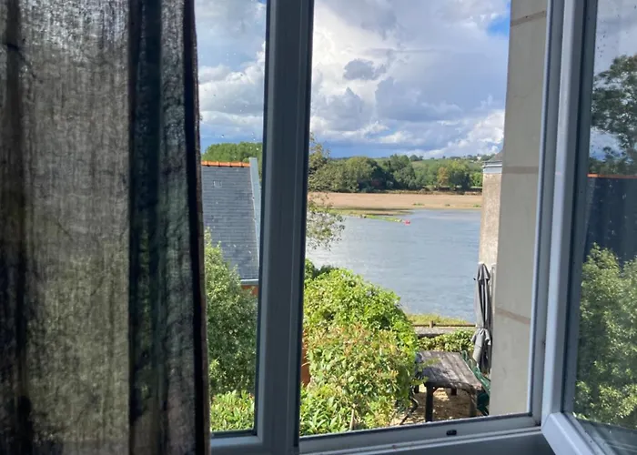 Couette-café ô Bord De Loire