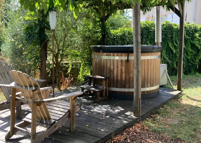 ô Bord De Loire Couette-café *